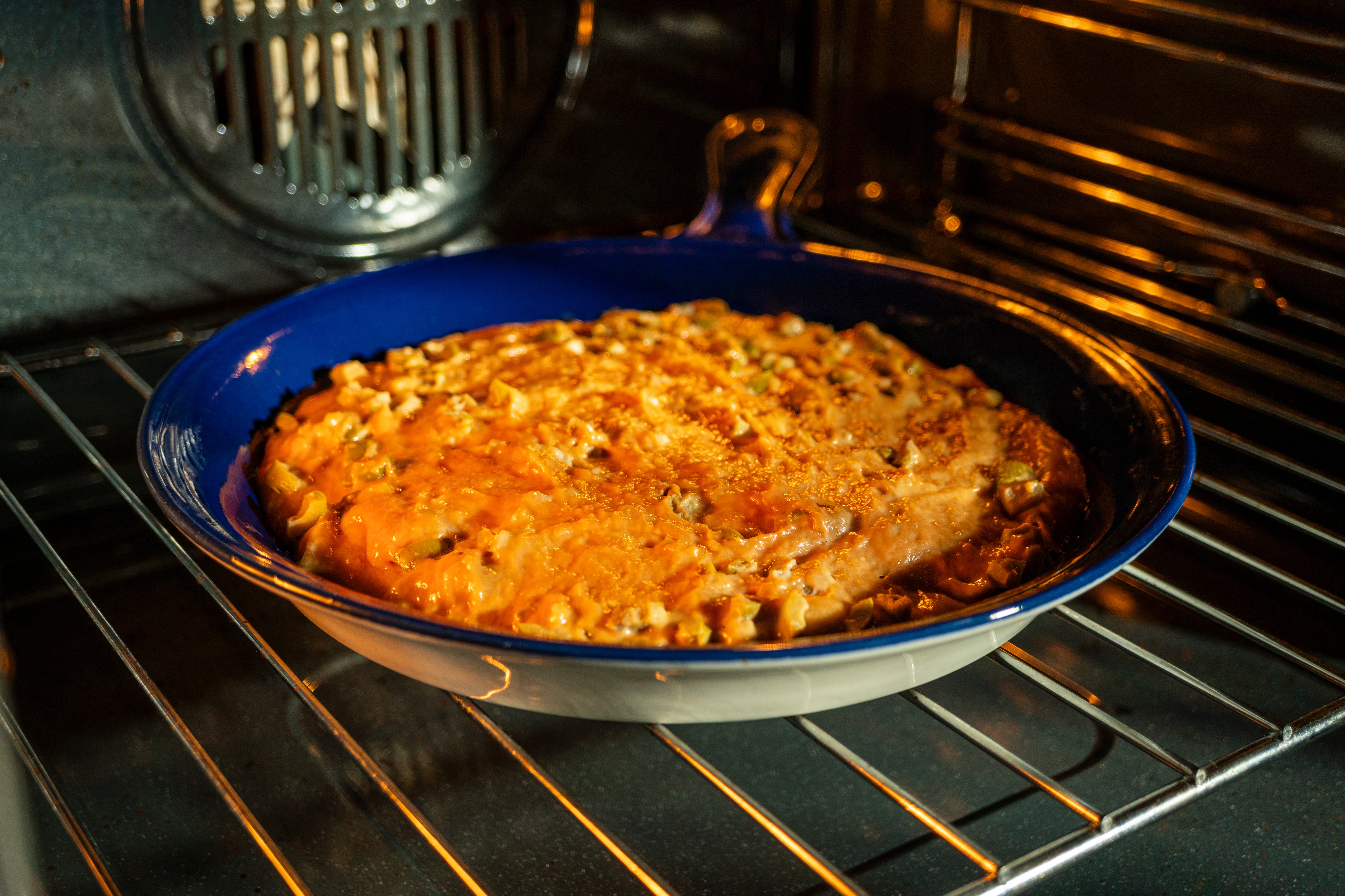 Томатний бісквіт